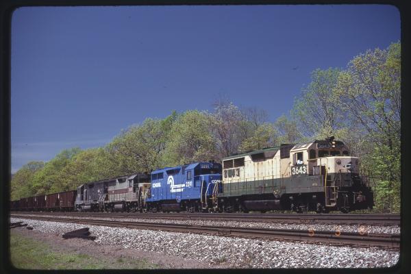 GP35s 3643, 2291, and 3691 with GP40 3253 at Cove, PA
