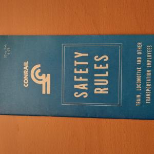 S7-A (R-4 5-76) Safety Rules Train, Locomotive and other Transportation Employees, Effective July 1 1968