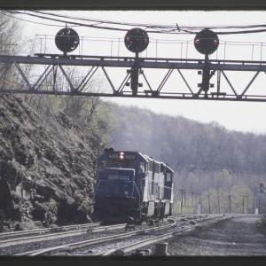 Conrail 6655 in Altoona PA on 5/4/89