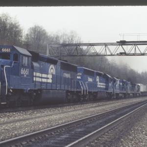 Conrail 6661 in Tunnelhill PA on 5/5/89