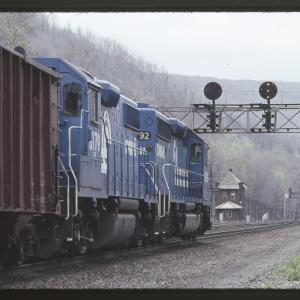 Conrail 6392 at MG Tower, Altoona PA on 5/6/89