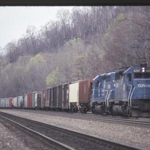 Conrail 6287 at MG Tower, Altoona PA on 5/6/89