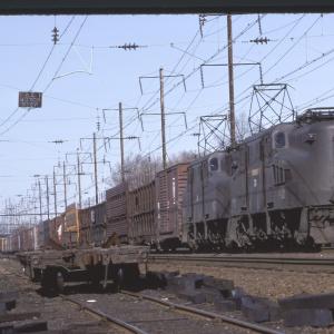 Conrail 4828 in Monmouth Junction NJ on 4/22/78