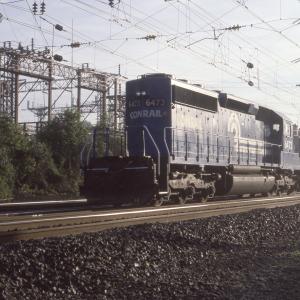 Conrail 6473 in Monmouth Junction NJ on 8/90