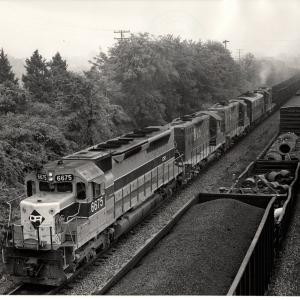 Photograph showing SDP45 6675 and multiple B&O and WM units at Rutherford PA.  9/26/76.