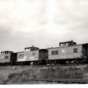 Photograph of N4B 18860, 91507 and 91529 at Elizabethport NJ. 10/31/76