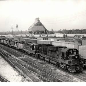 Photograph of C636 6783 and leased BAR units at Collinwood Yard. 8/28/76