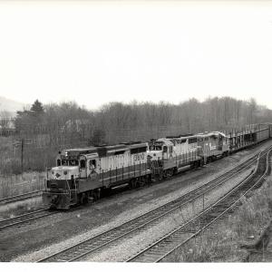 Photograph of GP30 3610, GP35 3648 and GP10 7567 Westbound at Marysville PA. 11/28/76