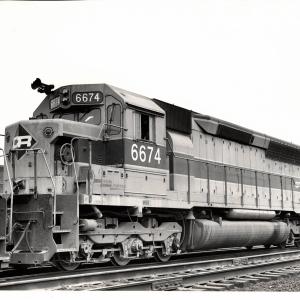 Photograph of SDP45 6674 at Collinwood Yard. 7/31/76
