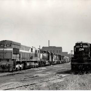 Photograph of GP9 5862 and many other units at Collinwood Shops. 8/28/76
