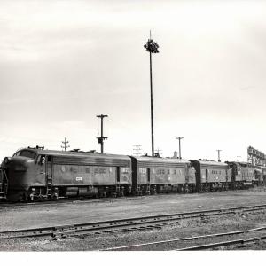 Photograph of F7 1677, F7 1729, F7 1855 and GP40 3243 at Collinwood Engine Terminal. 7/24/77