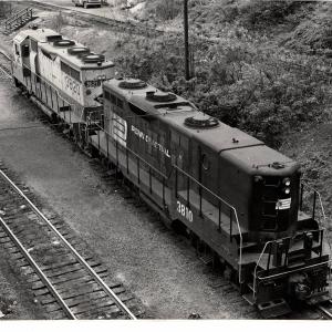 Photograph of GP9B 3810 and GP35 3620 at Rutherford PA. 5/76
