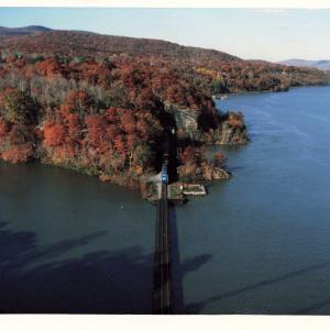 U23B 2722 coming out of Fort Montgomery tunnel