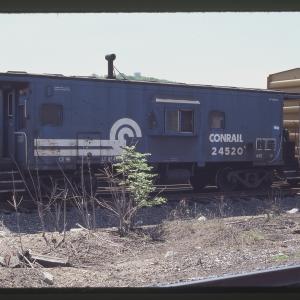 N12 Caboose 24520 in Rutherford, PA