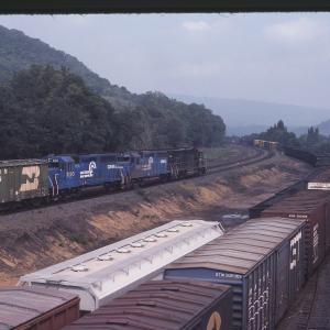 GP40s 3260, 3203, and 3270 Westbound in Enola, PA