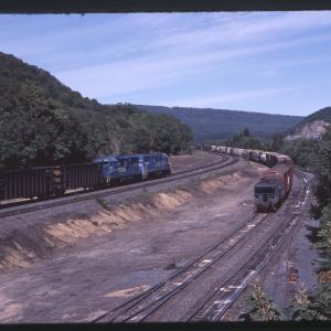 GP38 7908 and GP40-2 3293 Westbound in Enola, PA