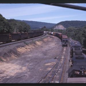 GP38 7795 Westbound in Enola, PA