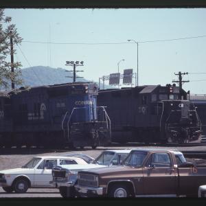 SD9 6900 and GP40 3105 in Enola, PA