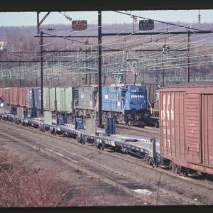 E44s 4459 and 4424 in Enola, PA