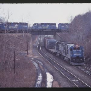 U36B 2971 and SD40-2 6500 at Enola, PA