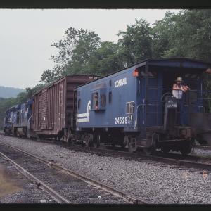 N12 Caboose 24528 in Rockville, PA