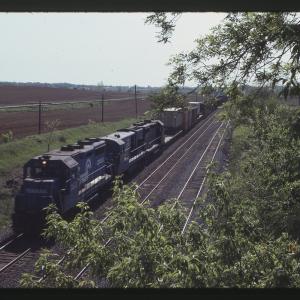 GP35 3633 in Millards, PA