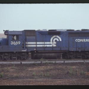 GP35 3669 in Rutherford, PA