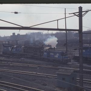 SW1 8513, GP40 3079, and SD45 6187 in Harrisburg, PA