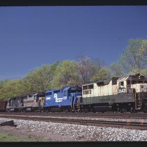 GP35s 3643, 2291, and 3691 with GP40 3253 at Cove, PA