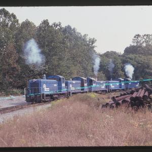 SW8 8693 leads SW8Ms 8679, 8675, 8684, and 8672 in Bethlehem, PA