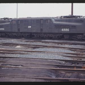 GG1 4886 in Rutherford, PA