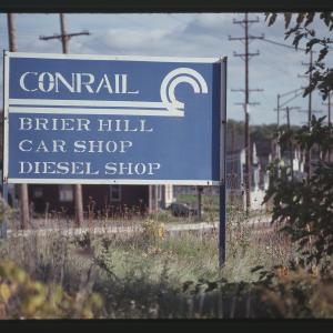 Brier Hill Shop Sign in Youngstown, OH