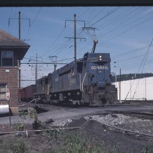 E44s 4402 and 4437 in Columbia, PA