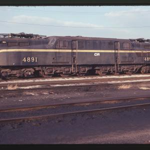 GG1 4891 in Rutherford, PA