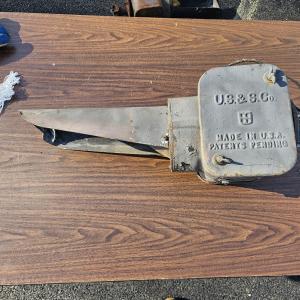 PRR position-light Lamp Assembly with Hood (visor)