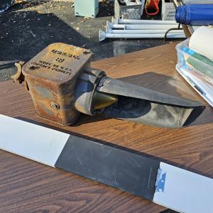 PRR position-light Lamp Assembly with Hood (visor)