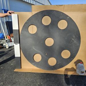 PRR position-light Round Background with 7 lamp holes, likely for a Spider Arm