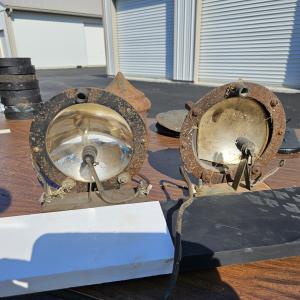 PRR position-light Lamp Mirror fixture