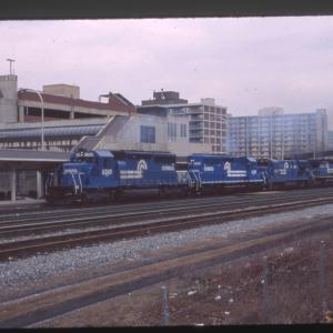 CR 6389 on WB intermodal at Altoona, PA