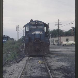 Photo of EMD GP10 7566 in Niles, OH on 8/17/1980