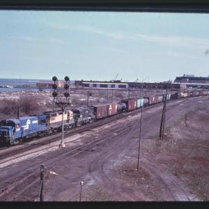 Photo of GE U30B 2865 in Cleveland, OH on 5/4/1979