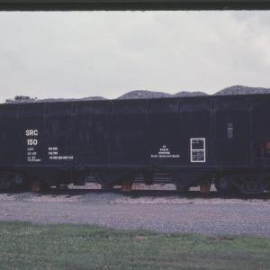Photo of 3-bay Open Hoppers 150 in Strasburg, PA on 7/11/1982