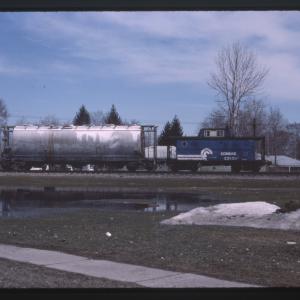 Photo of N5C Class Caboose 23106 in Walbridge, OH on 3/24/1984