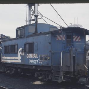 Photo of N8D Class Caboose 19907 in Niles, OH on 8/17/1980