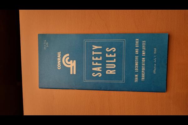 S7-A (R-4 5-76) Safety Rules Train, Locomotive and other Transportation Employees, Effective July 1 1968