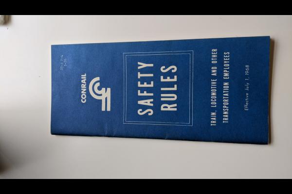 S7-A (R-4 5-76) Safety Rules Train, Locomotive and other Transportation Employees, Effective July 1 1968