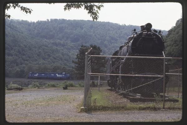 Conrail 6660 at Horseshoe Curve, Altoona PA in 8/83