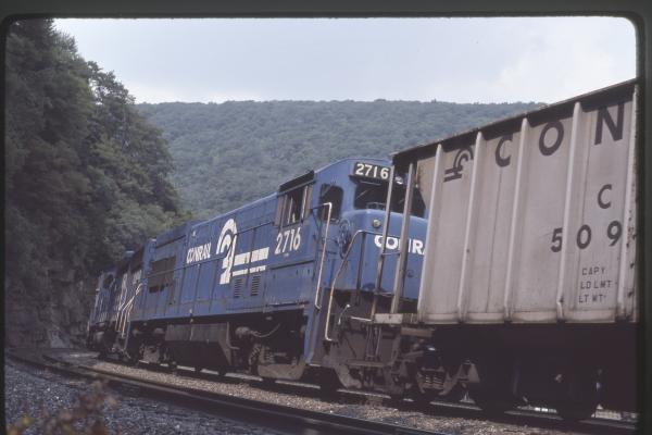 Conrail 2716 at Horseshoe Curve, Altoona PA in 8/83