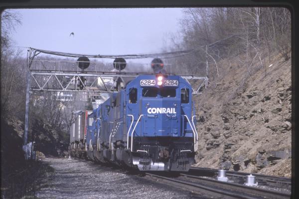 Conrail 6284 in Altoona PA on 5/4/89