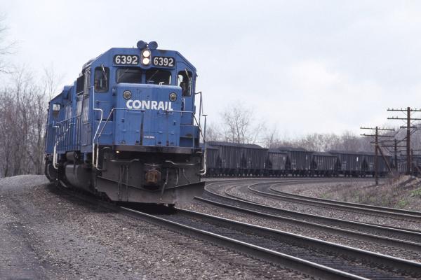 Conrail 6392 at MG Tower, Altoona PA on 5/6/89